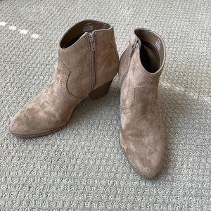 Brown heeled booties 7